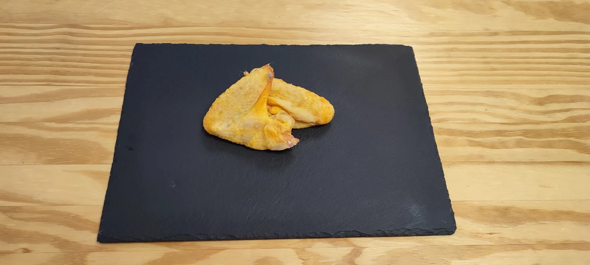 Alas de pollo de corral