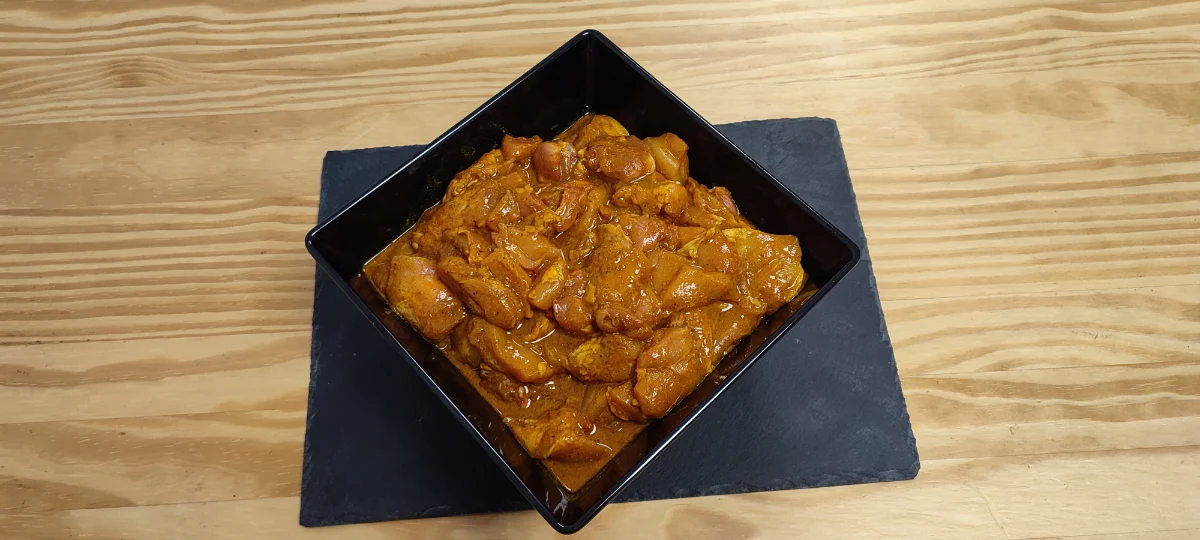 Pinchos de muslos de pollo